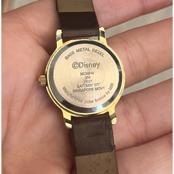 Mickey Mouse Watch | Disney | Gold Bezel | 80's VTG | USED | New Battery - Picture 6 of 8